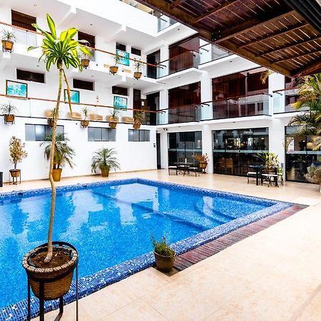 Mc Hotel Ика Экстерьер фото