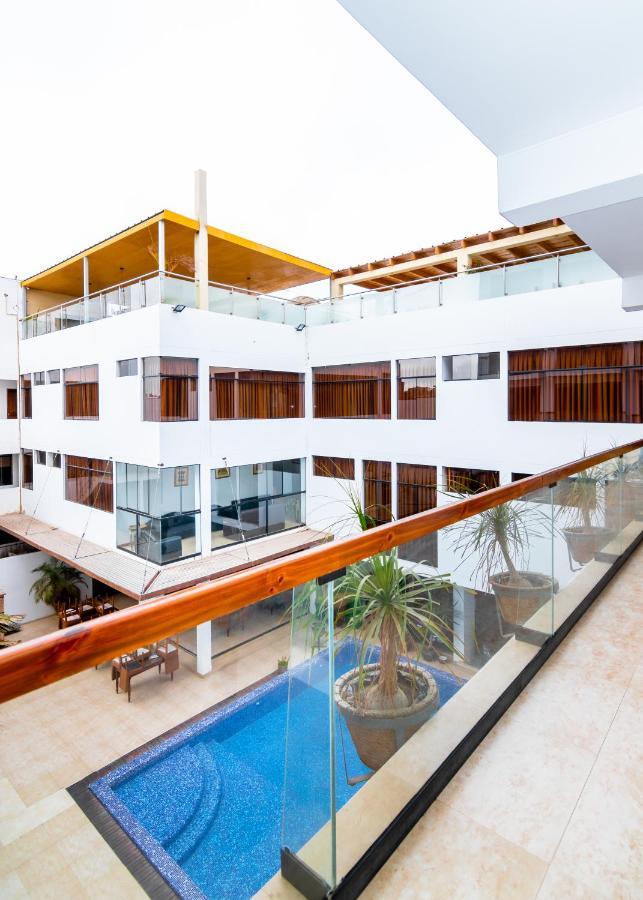 Mc Hotel Ика Экстерьер фото